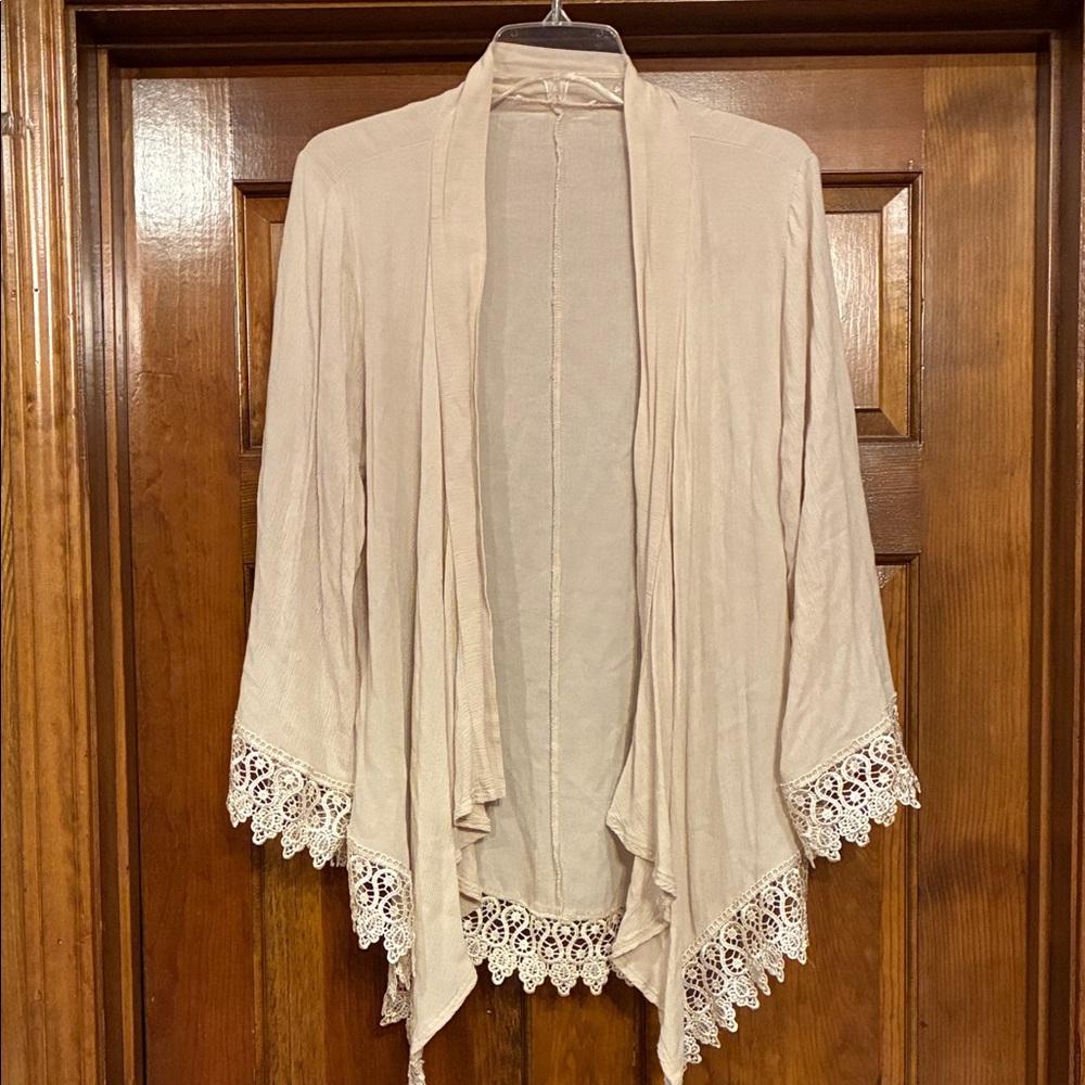 Medium/Large Cream Open Long Cardigan with Lace Trim